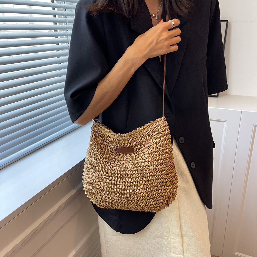 Lola | Bolso de hombro con correa ajustable